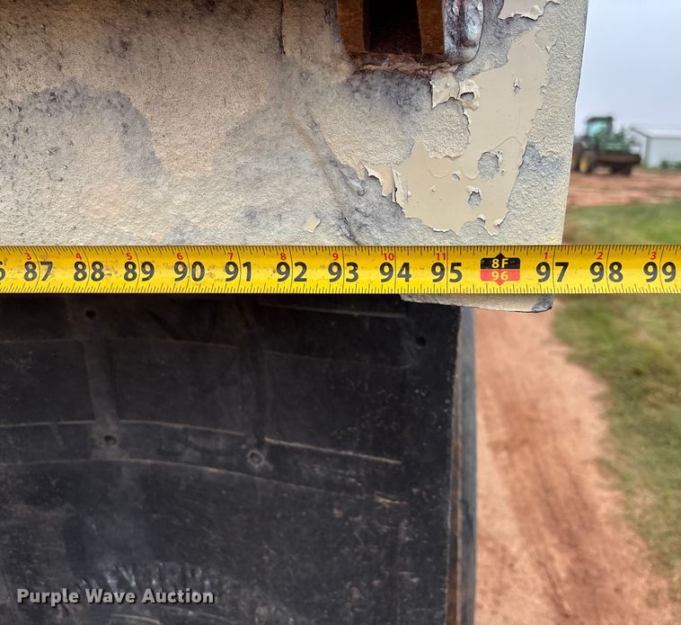 image for item EM8192 1999 Chevrolet C7500 dump truck