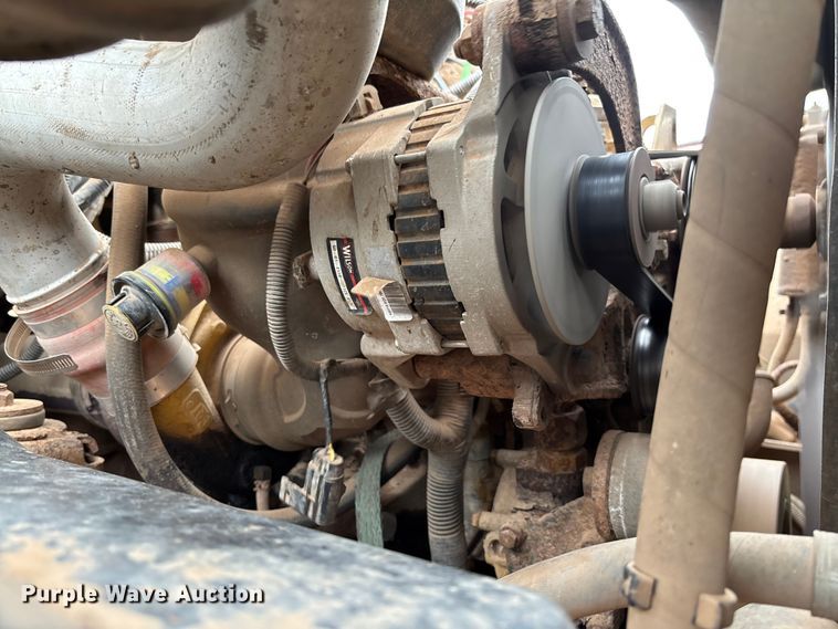 image for item EM8192 1999 Chevrolet C7500 dump truck