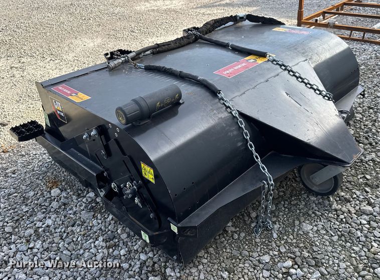 image for item EM8258 2022 Caterpillar BP118C skid steer sweeper