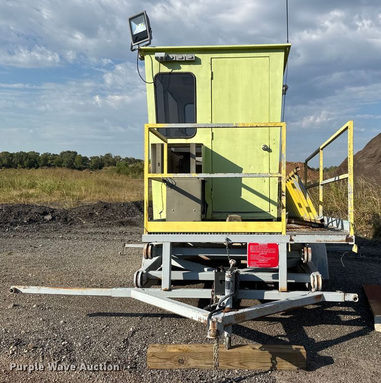 image for item EM8286 Shop built observation tower trailer