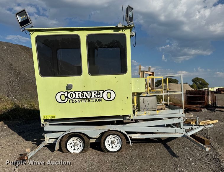 image for item EM8286 Shop built observation tower trailer