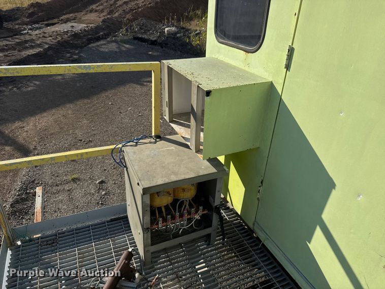 image for item EM8286 Shop built observation tower trailer