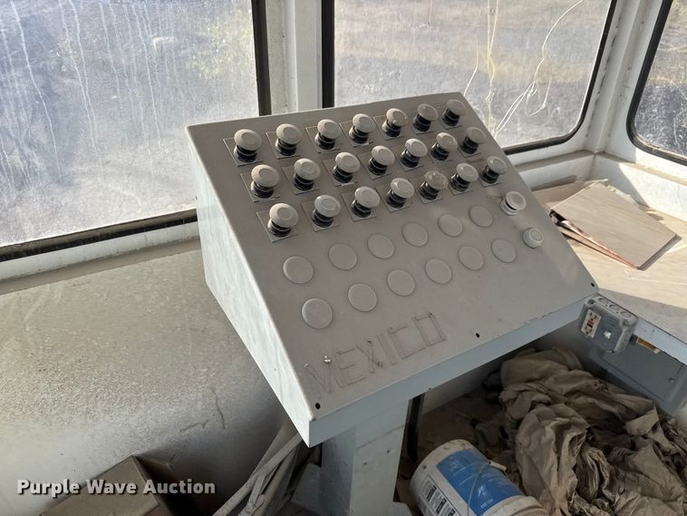 image for item EM8286 Shop built observation tower trailer