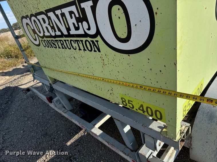 image for item EM8286 Shop built observation tower trailer