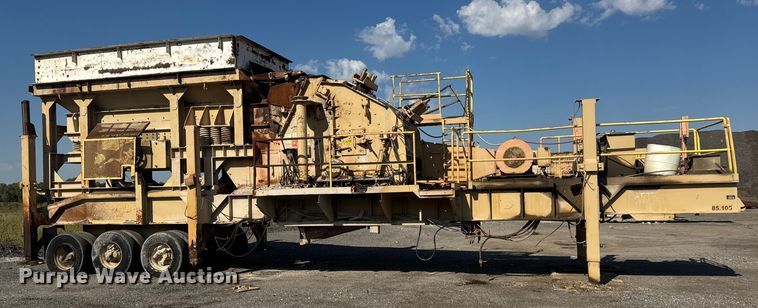 image for item EM8300 Crushing plant