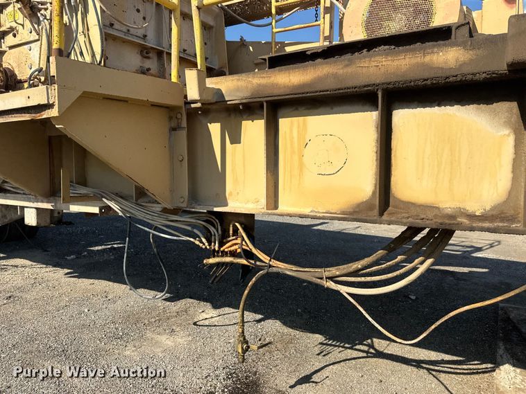 image for item EM8300 Crushing plant