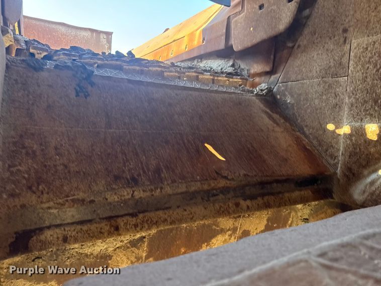 image for item EM8300 Crushing plant