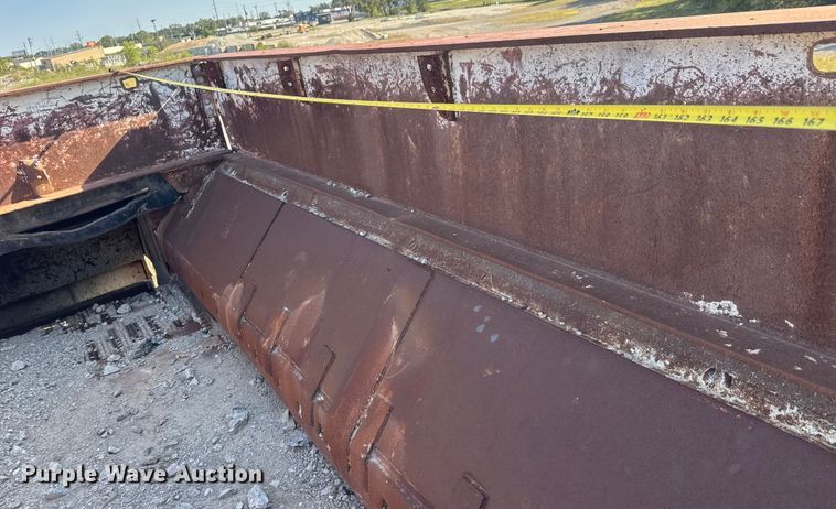 image for item EM8300 Crushing plant