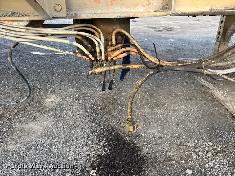 image for item EM8300 Crushing plant