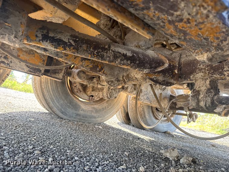 image for item EM8300 Crushing plant