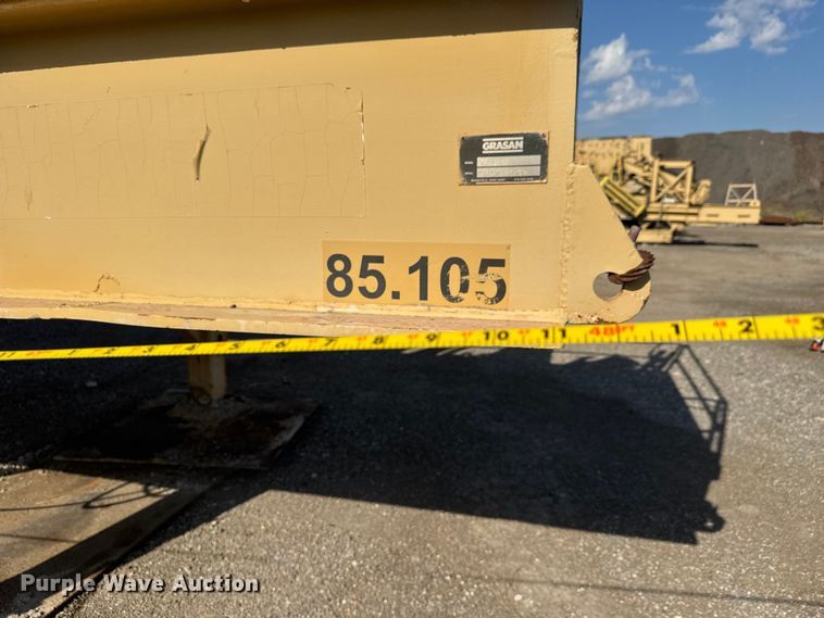 image for item EM8300 Crushing plant