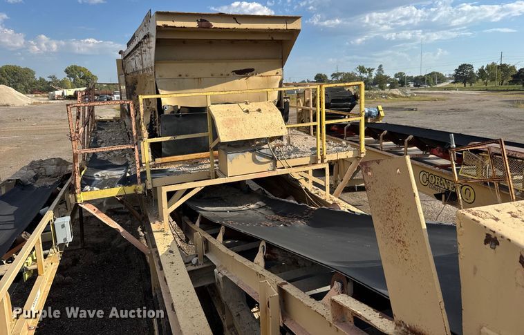 image for item EM8300 Crushing plant