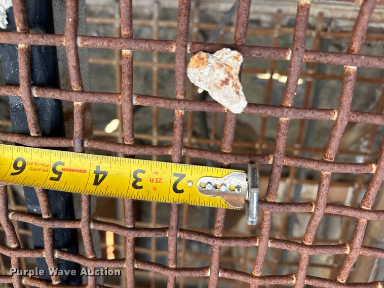 image for item EM8300 Crushing plant