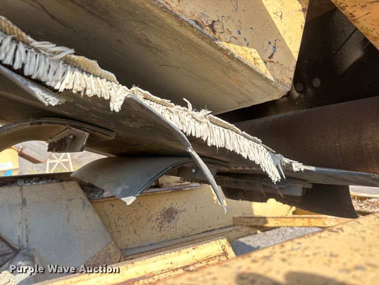 image for item EM8300 Crushing plant