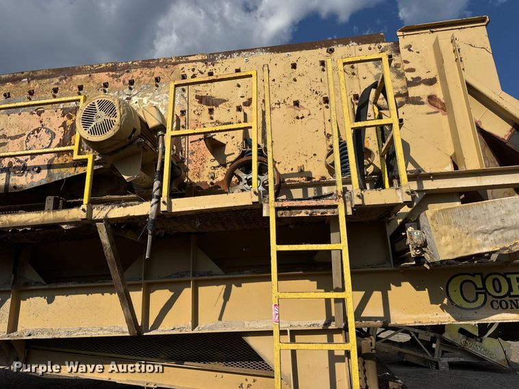 image for item EM8300 Crushing plant