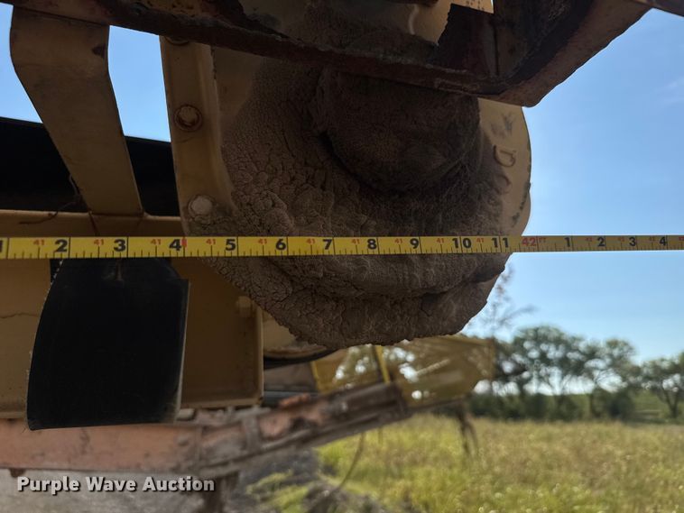 image for item EM8300 Crushing plant