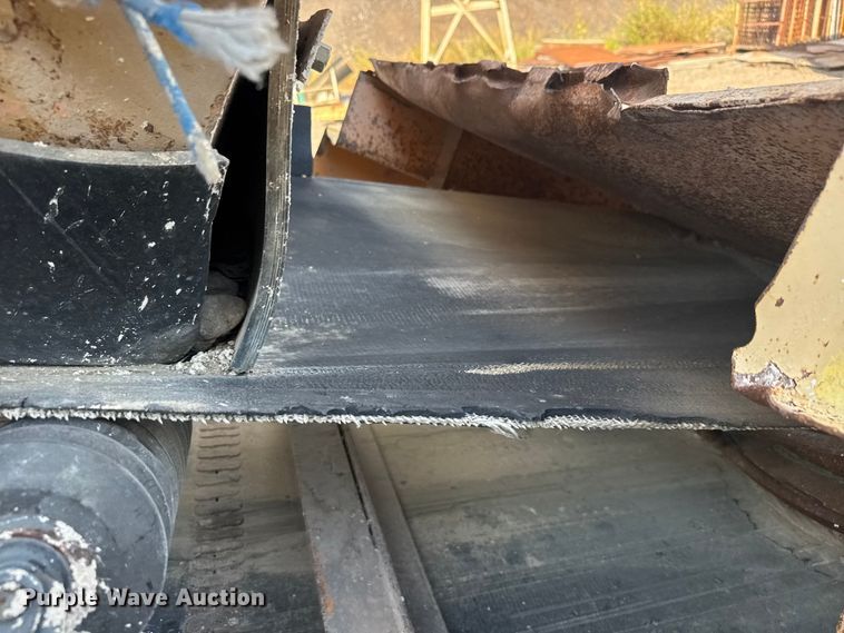 image for item EM8300 Crushing plant