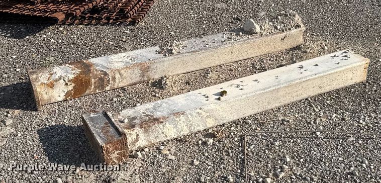 image for item EM8300 Crushing plant