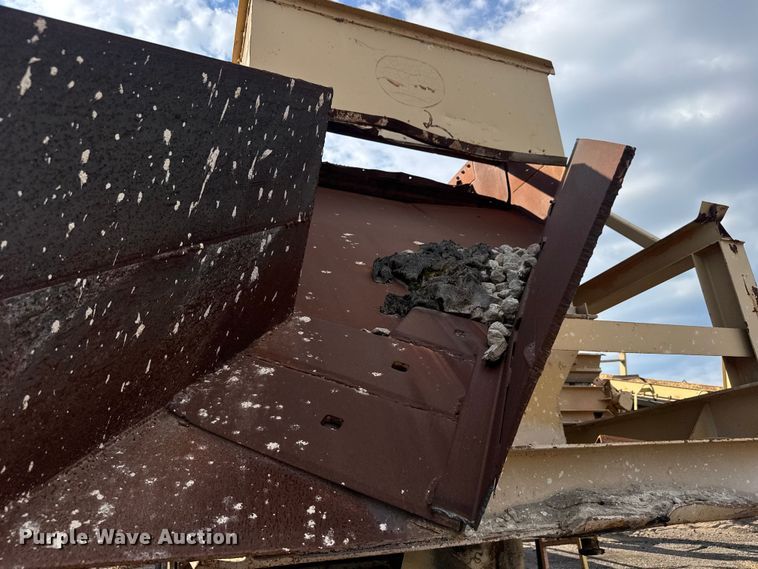 image for item EM8300 Crushing plant