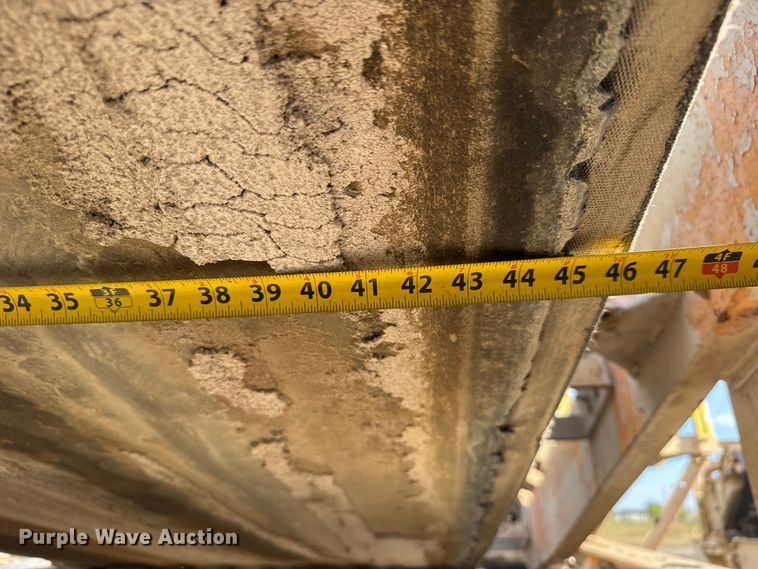 image for item EM8300 Crushing plant