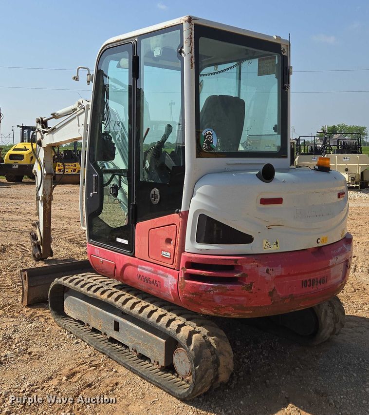 image for item EN3753 2015 Takeuchi TB240 mini excavator
