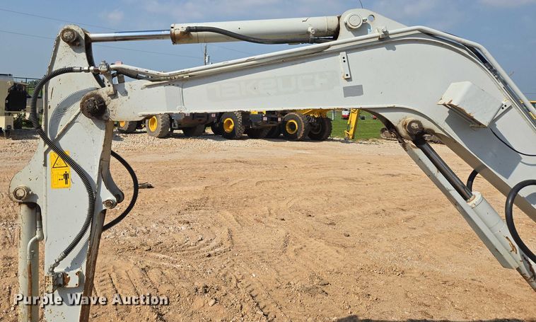 image for item EN3753 2015 Takeuchi TB240 mini excavator