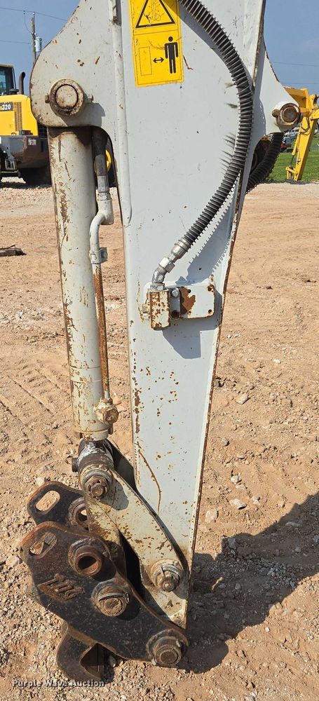 image for item EN3753 2015 Takeuchi TB240 mini excavator