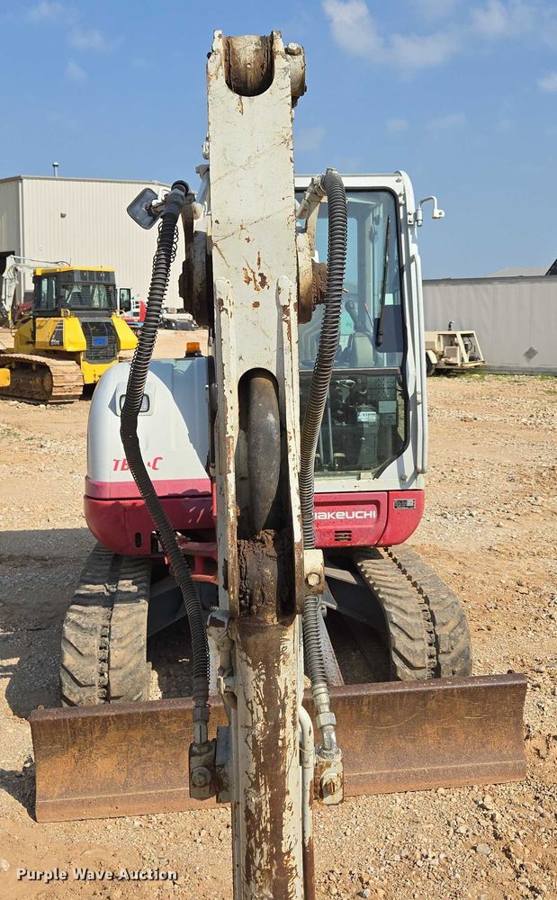 image for item EN3753 2015 Takeuchi TB240 mini excavator