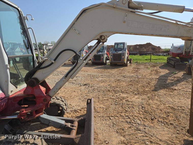 image for item EN3753 2015 Takeuchi TB240 mini excavator