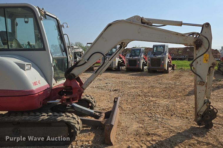 image for item EN3753 2015 Takeuchi TB240 mini excavator