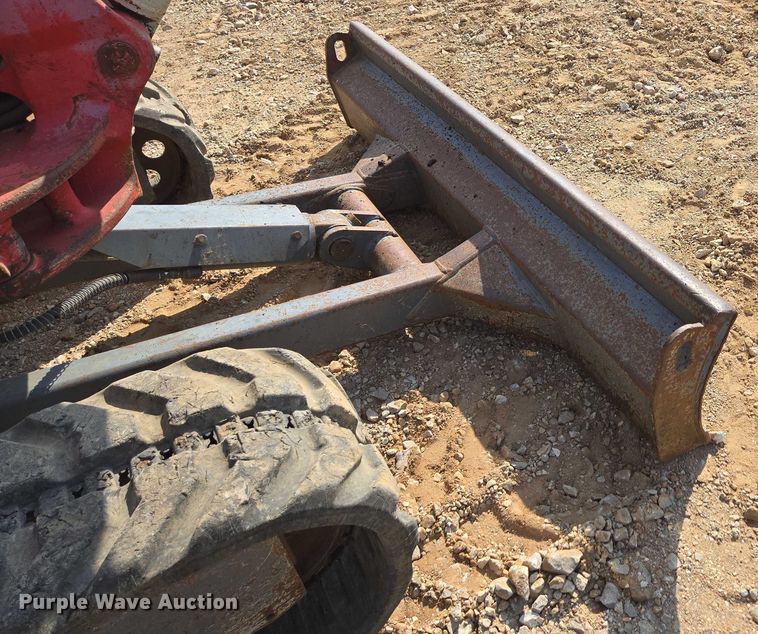 image for item EN3753 2015 Takeuchi TB240 mini excavator