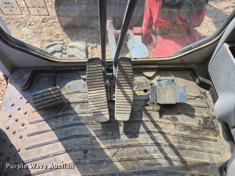 image for item EN3753 2015 Takeuchi TB240 mini excavator