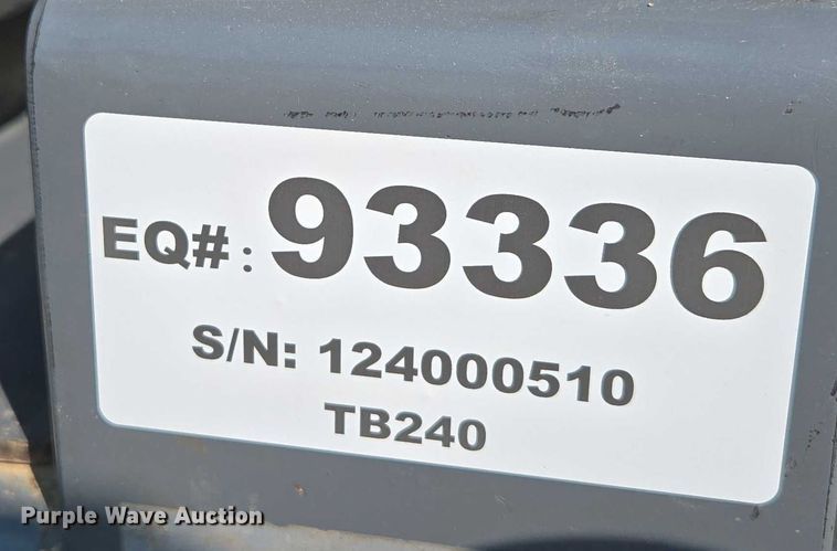 image for item EN3753 2015 Takeuchi TB240 mini excavator