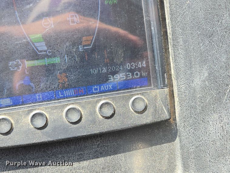 image for item EN3753 2015 Takeuchi TB240 mini excavator