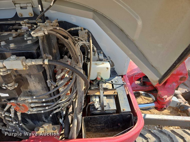 image for item EN3753 2015 Takeuchi TB240 mini excavator