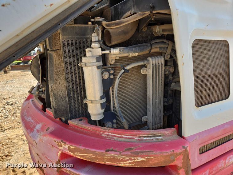 image for item EN3753 2015 Takeuchi TB240 mini excavator