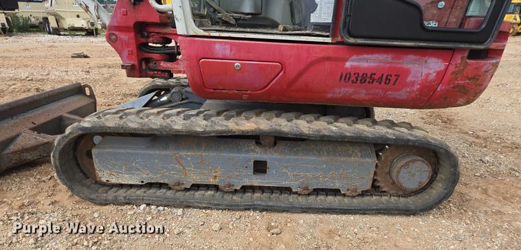 image for item EN3753 2015 Takeuchi TB240 mini excavator