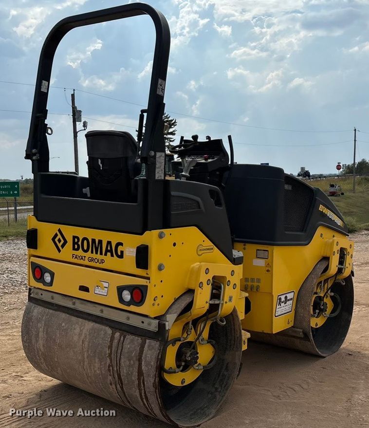 COMPACTADOR 2018 BOMAG BW138AD5