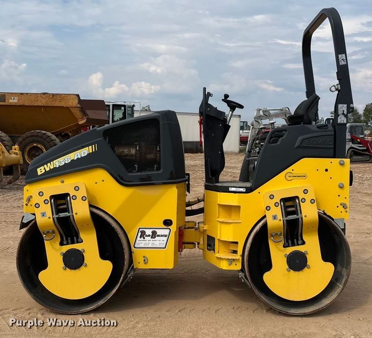 image for item EN5612 2018 Bomag BW138AD-5 double drum vibratory roller