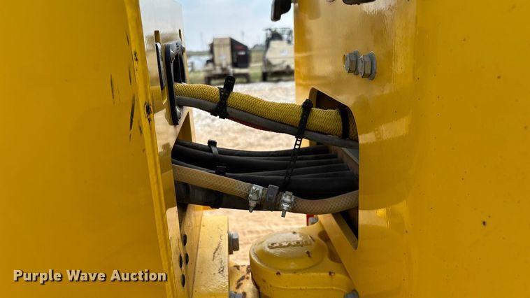 image for item EN5612 2018 Bomag BW138AD-5 double drum vibratory roller