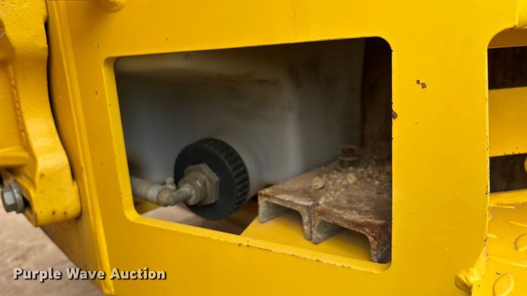 image for item EN5612 2018 Bomag BW138AD-5 double drum vibratory roller