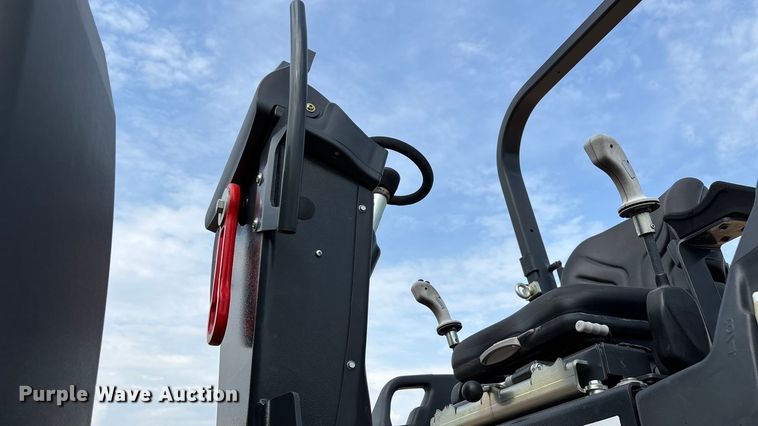 image for item EN5612 2018 Bomag BW138AD-5 double drum vibratory roller