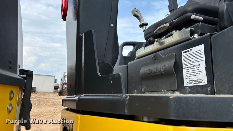 image for item EN5612 2018 Bomag BW138AD-5 double drum vibratory roller