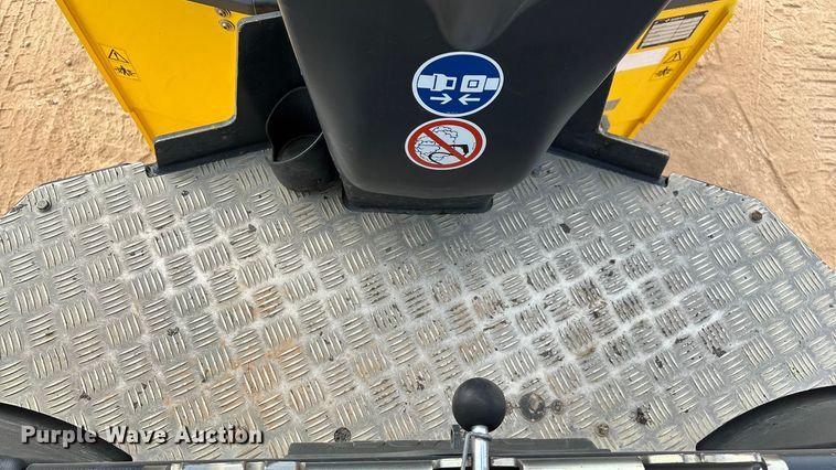 image for item EN5612 2018 Bomag BW138AD-5 double drum vibratory roller