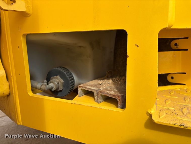 image for item EN5612 2018 Bomag BW138AD-5 double drum vibratory roller