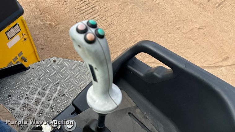 image for item EN5612 2018 Bomag BW138AD-5 double drum vibratory roller