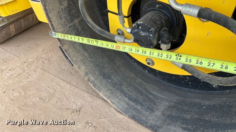 image for item EN5612 2018 Bomag BW138AD-5 double drum vibratory roller