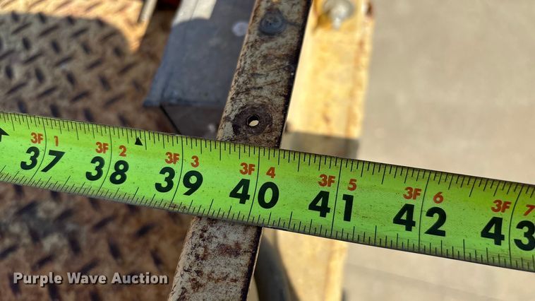 image for item EN5614 1997 JLG 2646E scissor lift