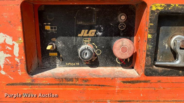 image for item EN5614 1997 JLG 2646E scissor lift