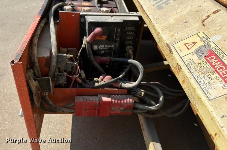 image for item EN5614 1997 JLG 2646E scissor lift